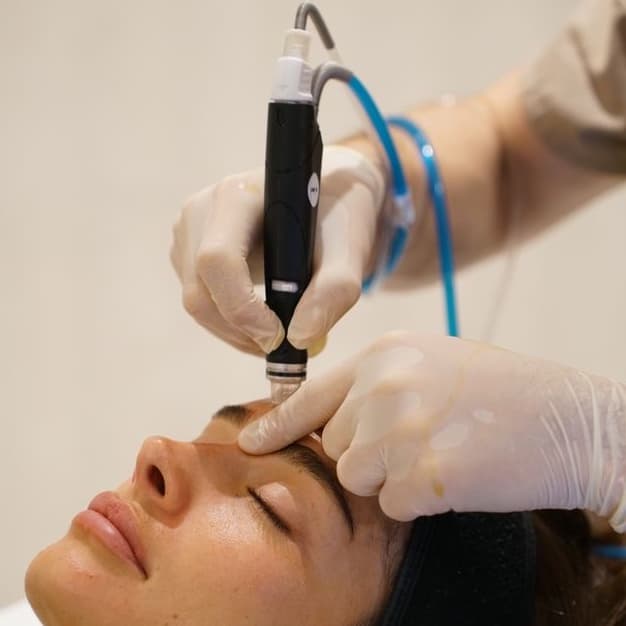 Signature Hydrafacial Membership at AESTHETICS WITH GIANNA in WEST BLOOMFIELD, MI